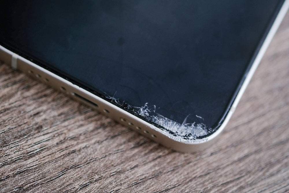 Can You Replace The Front Glass on An iPhone