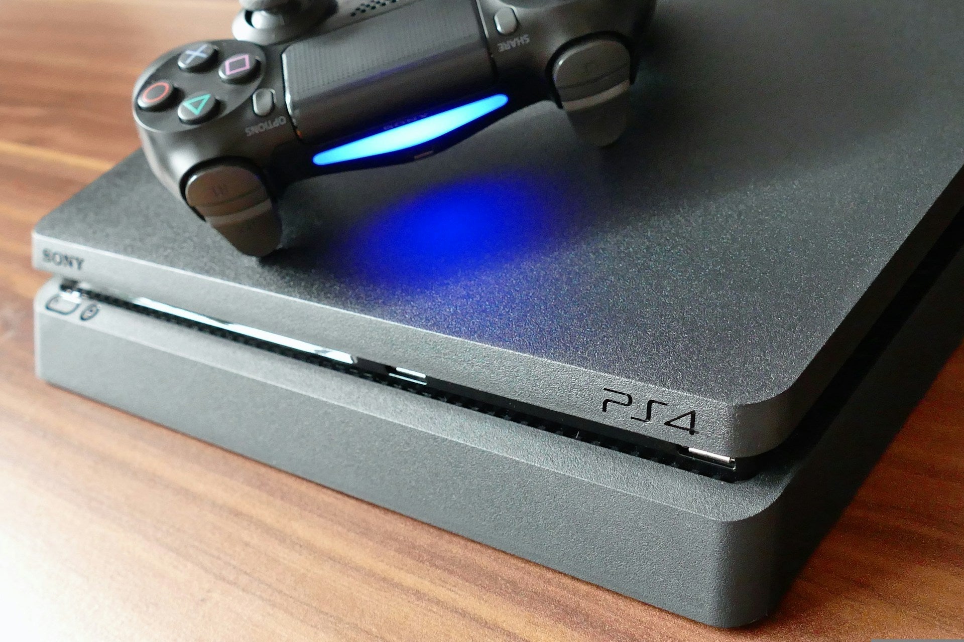 PlayStation 4 console showing no display and unresponsive, indicating it has stopped working
