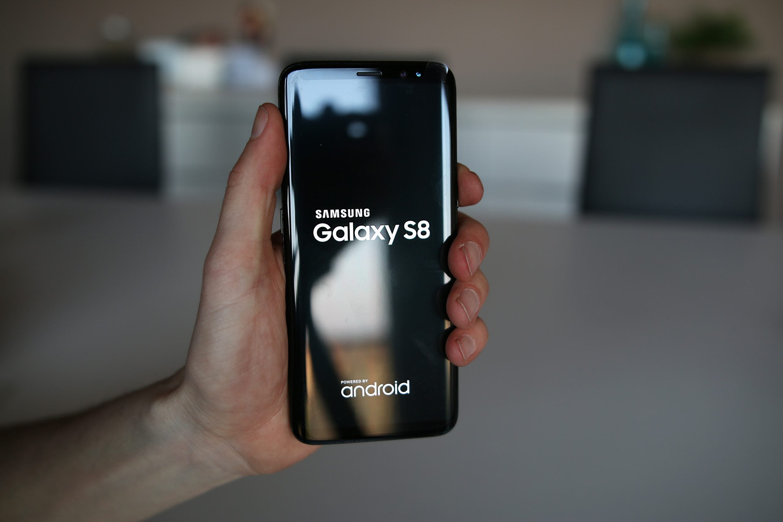 Why Won't My Samsung Galaxy S8 Turn On?